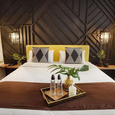 The Bourke Hotel Davao City Exteriör bild
