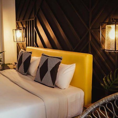 The Bourke Hotel Davao City Exteriör bild