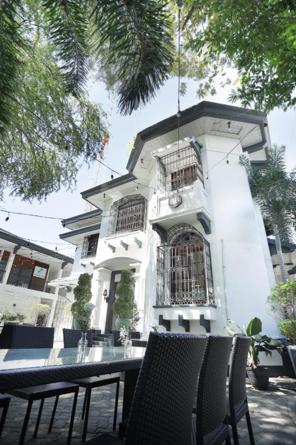 The Bourke Hotel Davao City Exteriör bild