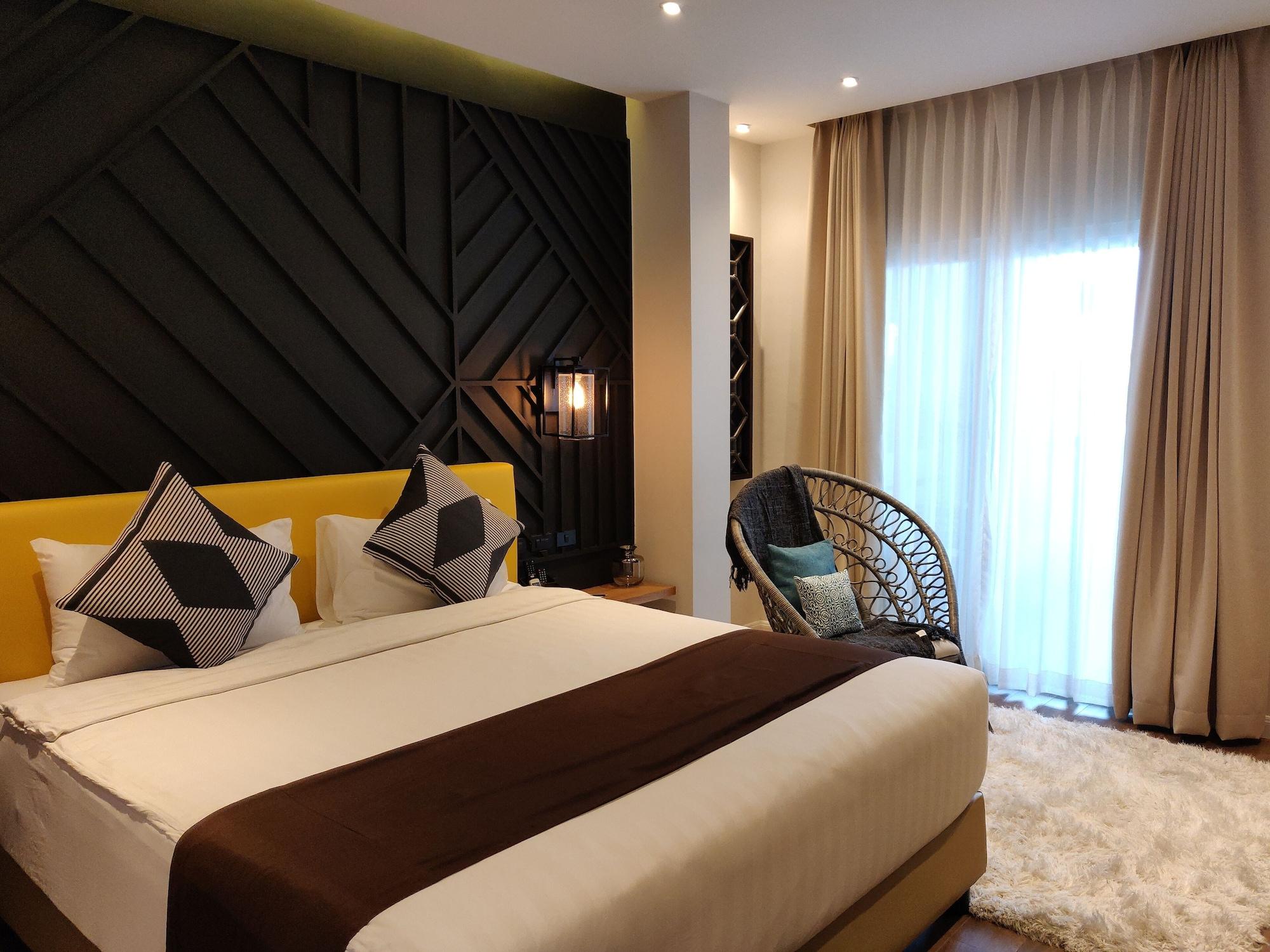 The Bourke Hotel Davao City Exteriör bild
